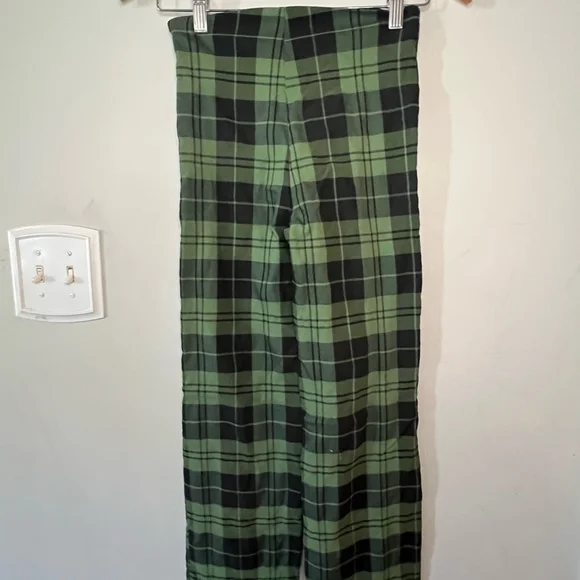 Princess Polly Plaid Green Women's Pants Holiday Plaid - Picture 5 of 7